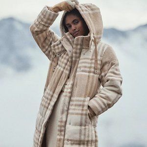 NEW Anthropologie Avec Les Filles Brushed Printed Puffer Coat Size Large beige